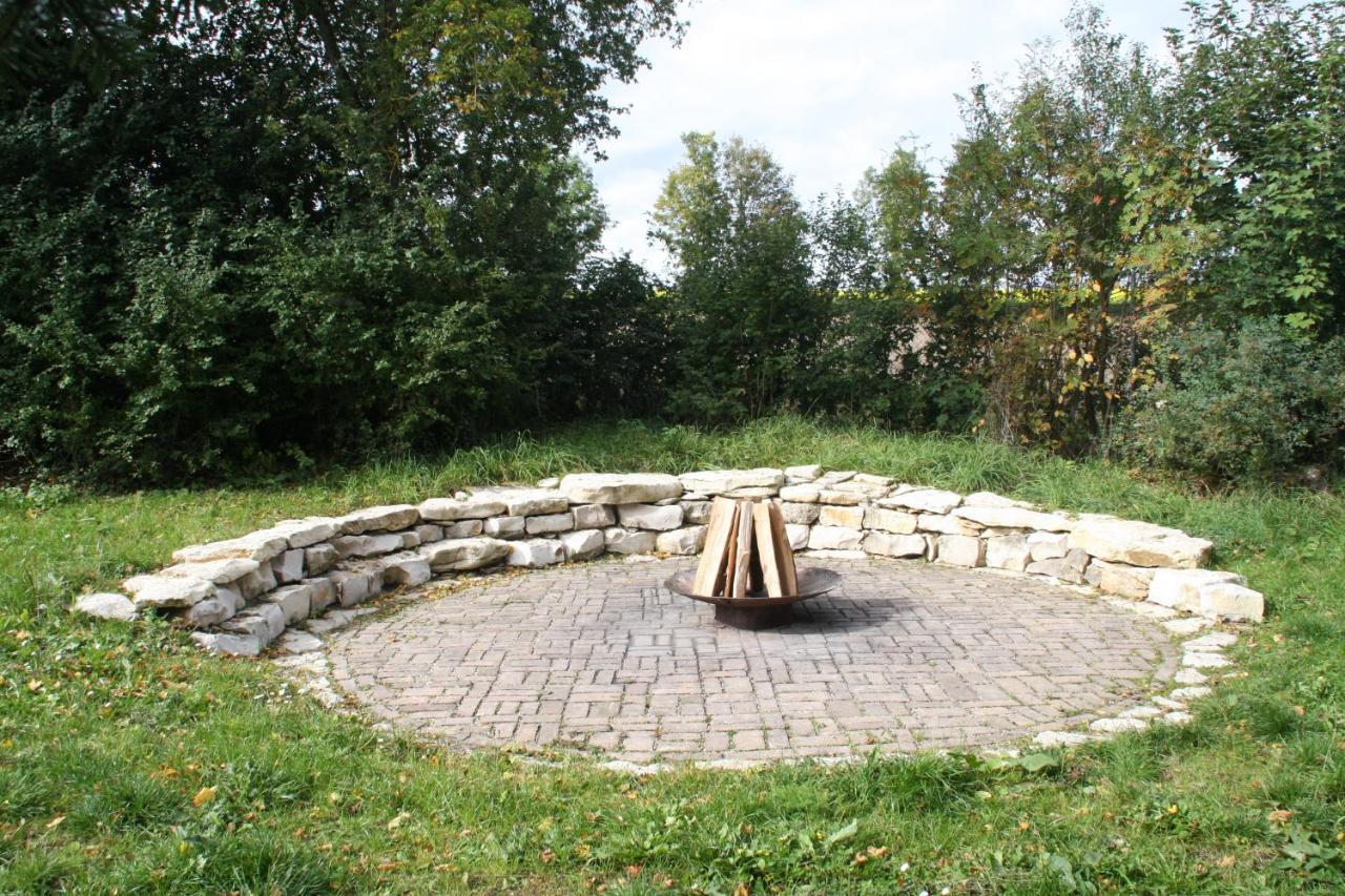 Zimmervermietung Am Habsberg Velburg Exteriör bild